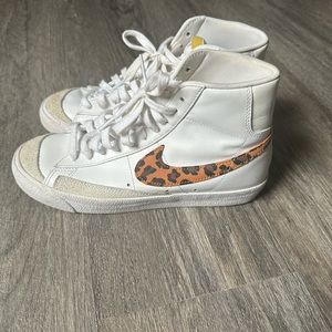 Nike Blazers cheetah print sz 8